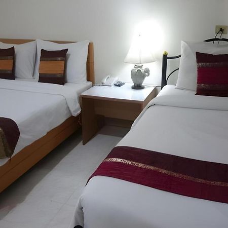 ראיונג Central Place Hotel מראה חיצוני תמונה
