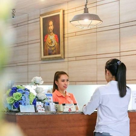 ראיונג Central Place Hotel מראה חיצוני תמונה