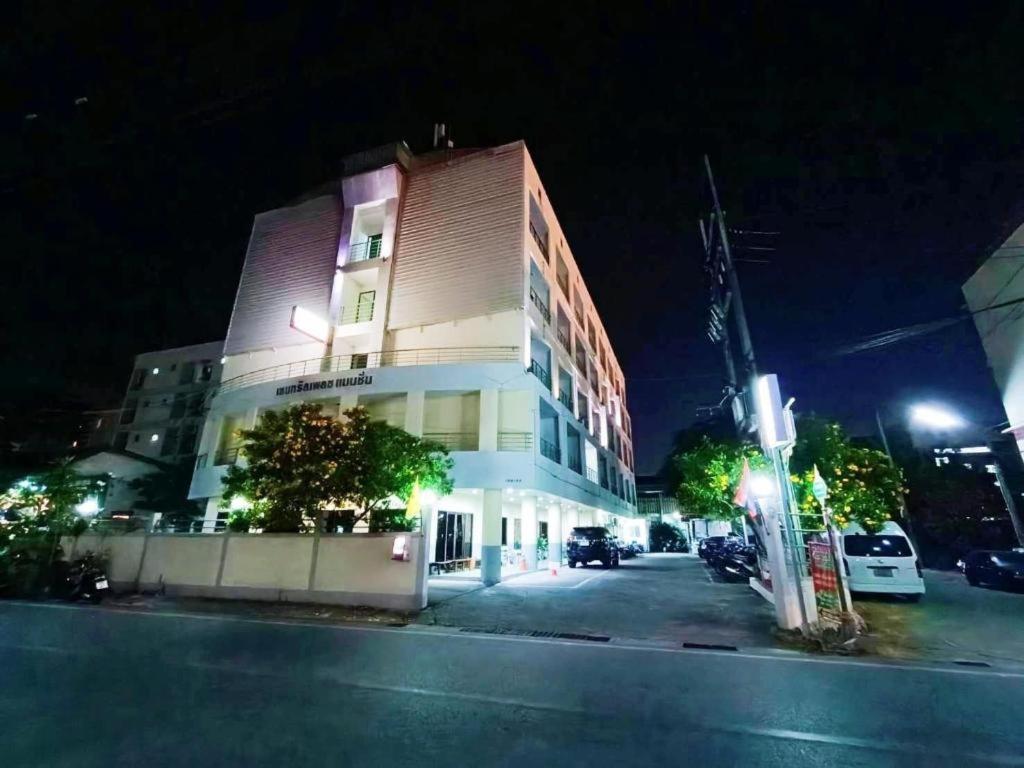 ראיונג Central Place Hotel מראה חיצוני תמונה