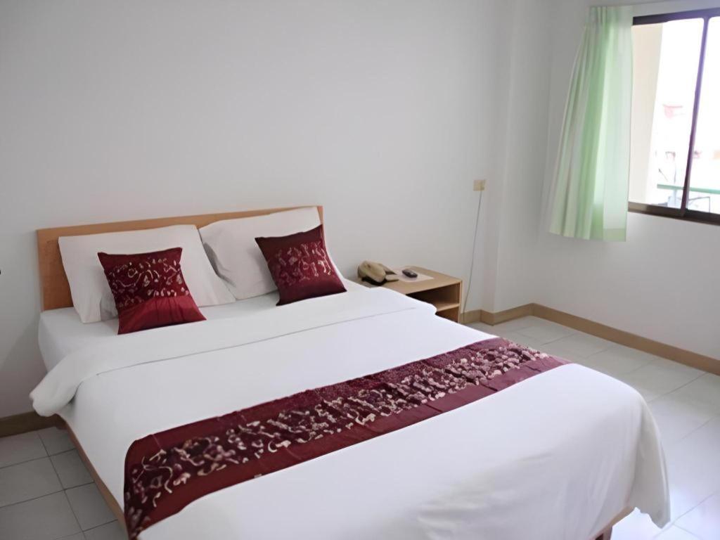 ראיונג Central Place Hotel מראה חיצוני תמונה