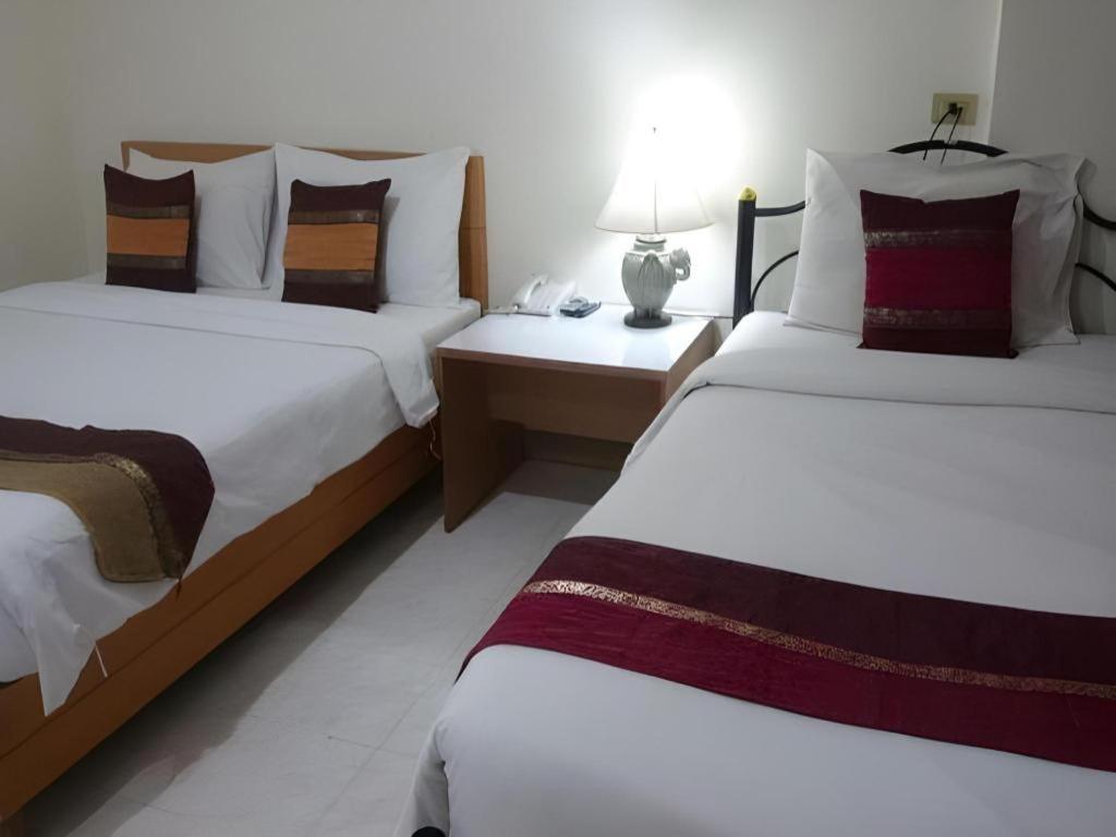 ראיונג Central Place Hotel מראה חיצוני תמונה