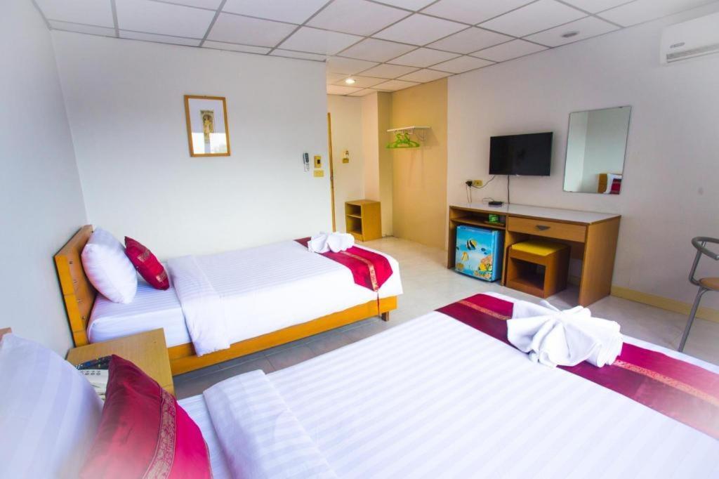 ראיונג Central Place Hotel מראה חיצוני תמונה