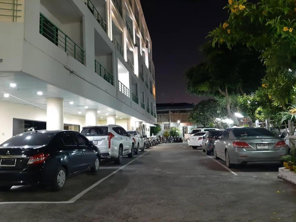 ראיונג Central Place Hotel מראה חיצוני תמונה