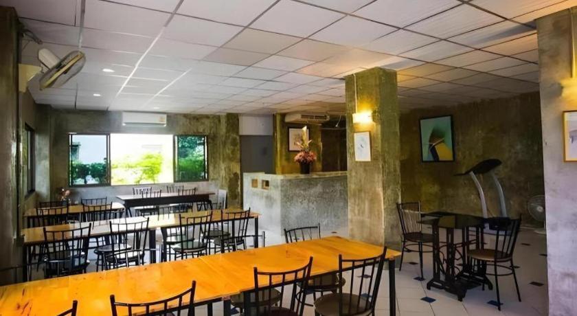 ראיונג Central Place Hotel מראה חיצוני תמונה