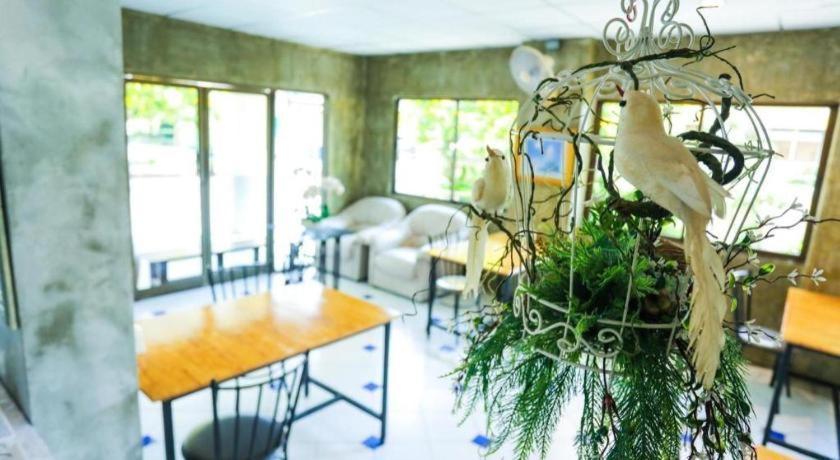 ראיונג Central Place Hotel מראה חיצוני תמונה