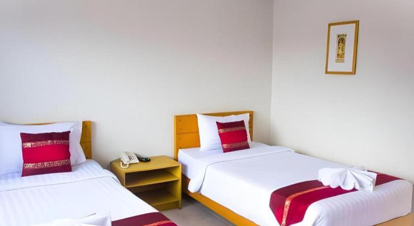 ראיונג Central Place Hotel מראה חיצוני תמונה