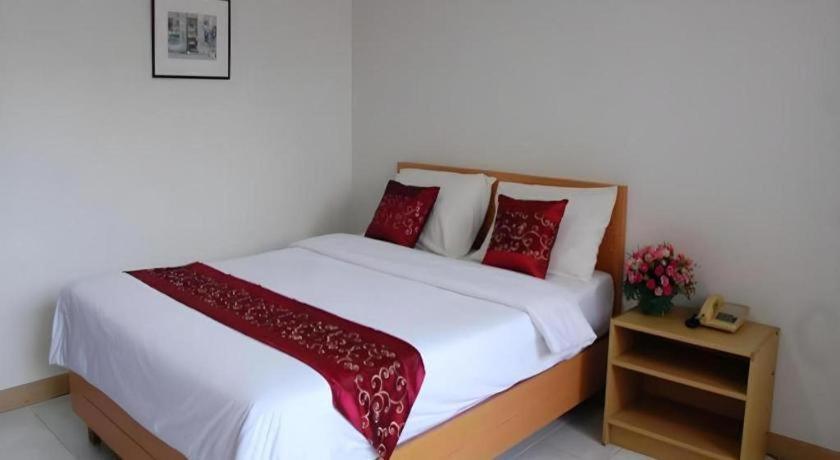 ראיונג Central Place Hotel מראה חיצוני תמונה