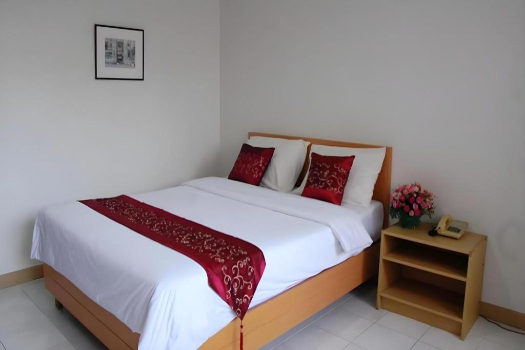 ראיונג Central Place Hotel מראה חיצוני תמונה